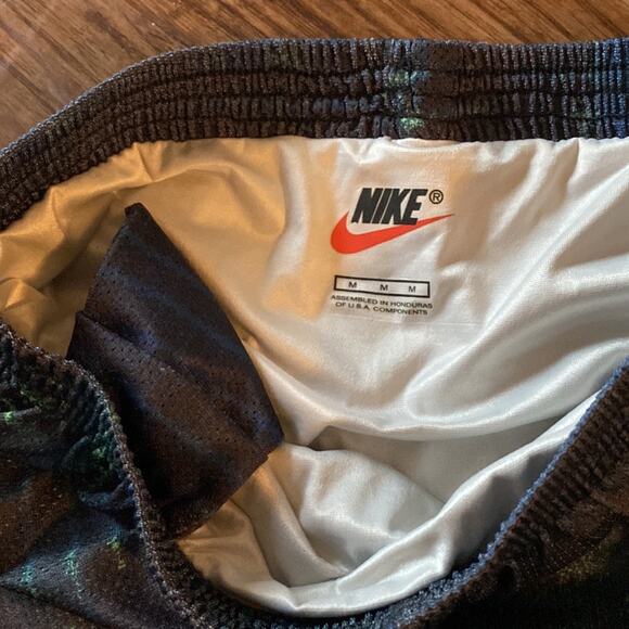 Nike Girls Running Shorts Mesh Blue Green Active elastic Kids Youth Medium - Picture 3 of 5